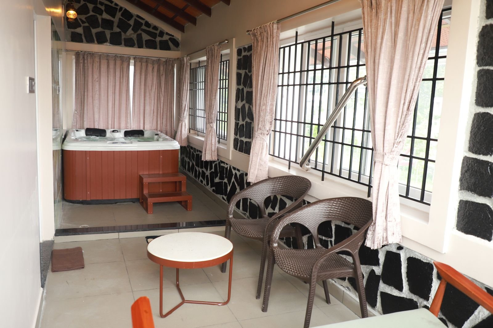 WhatsApp Image 2025-11-17 at 6.00.31 PM