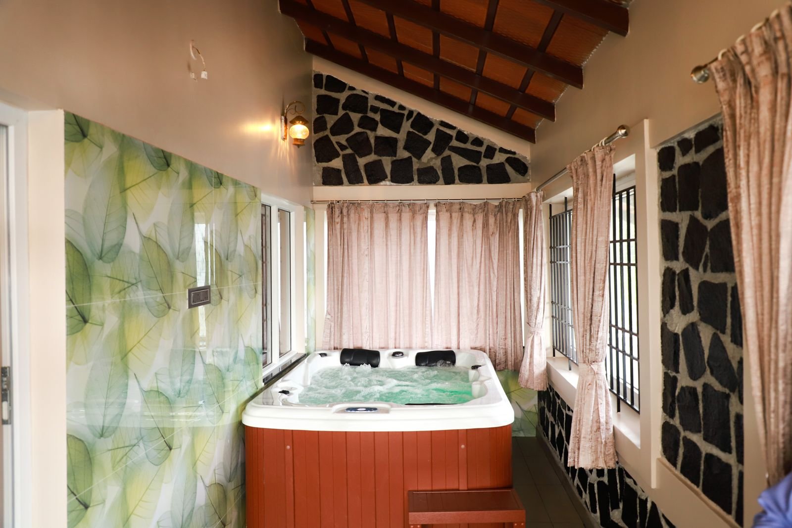 WhatsApp Image 2025-11-17 at 6.00.32 PM