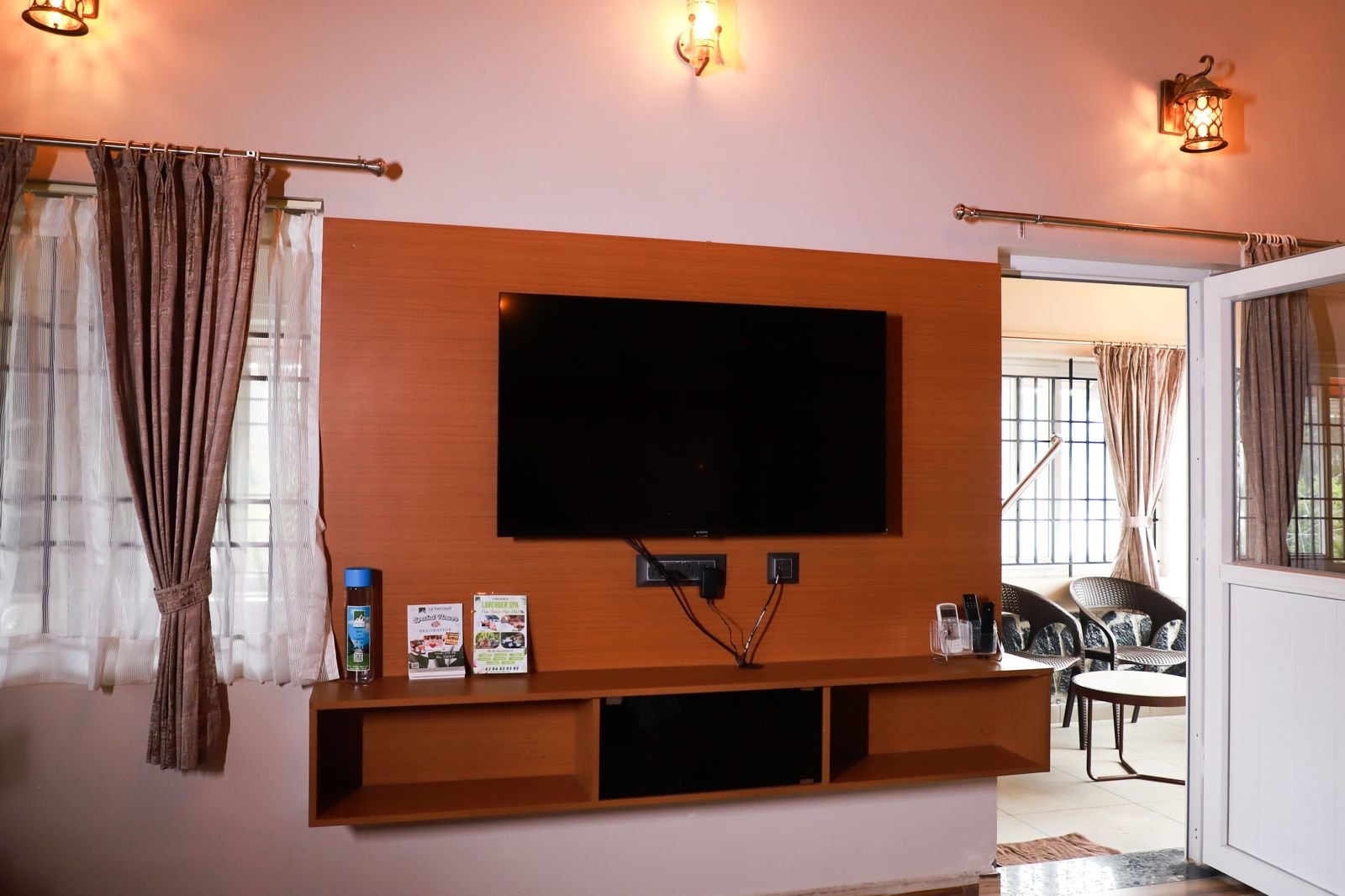 WhatsApp Image 2025-11-17 at 6.00.33 PM